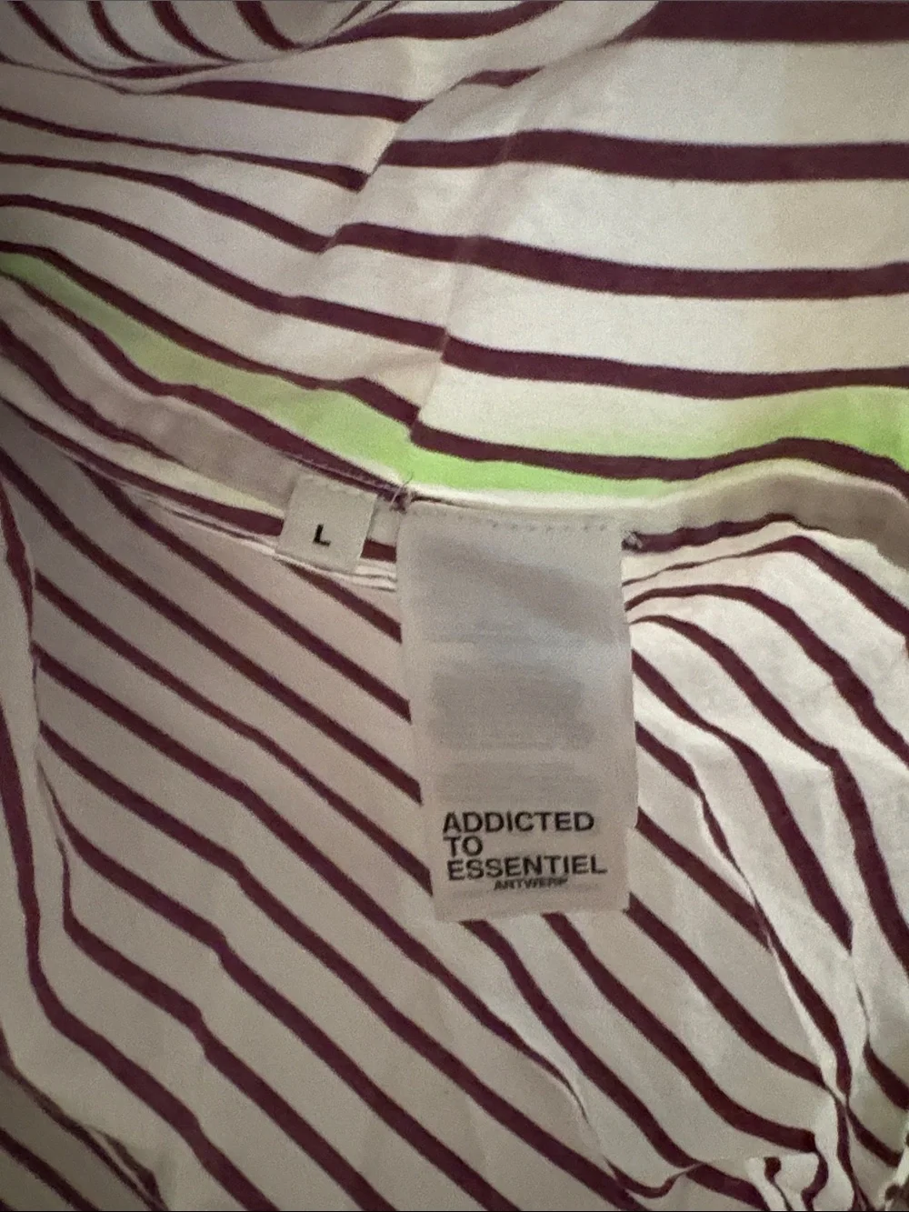 Women's highlight  Striped Button-Up Shirt in White and Burgundy green